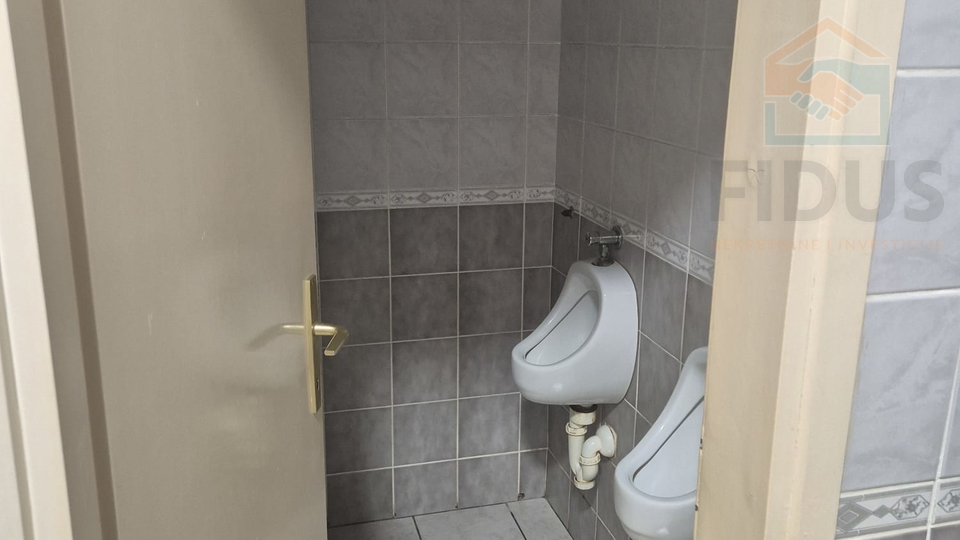 Geschäftsraum, 196 m2, Verkauf, Osijek - Gornji grad