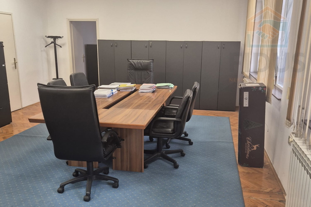 Prodaja stana/poslovnog prostora - 200 m2, Centar grada Osijeka