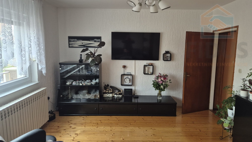 House, 180 m2, For Sale, Čepin