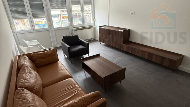 Wohnung, 85 m2, Vermietung, Osijek - Gornji grad