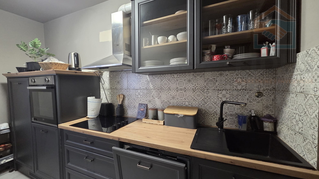 Appartamento, 73 m2, Vendita, Osijek - Sjenjak