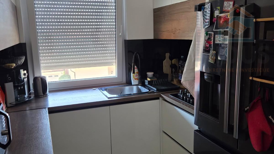 Appartamento&comma; 141 m2&comma; Vendita&comma; Osijek - Retfala