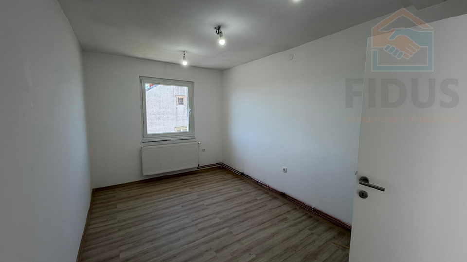 Apartment&comma; 107 m2&comma; For Sale&comma; Livana