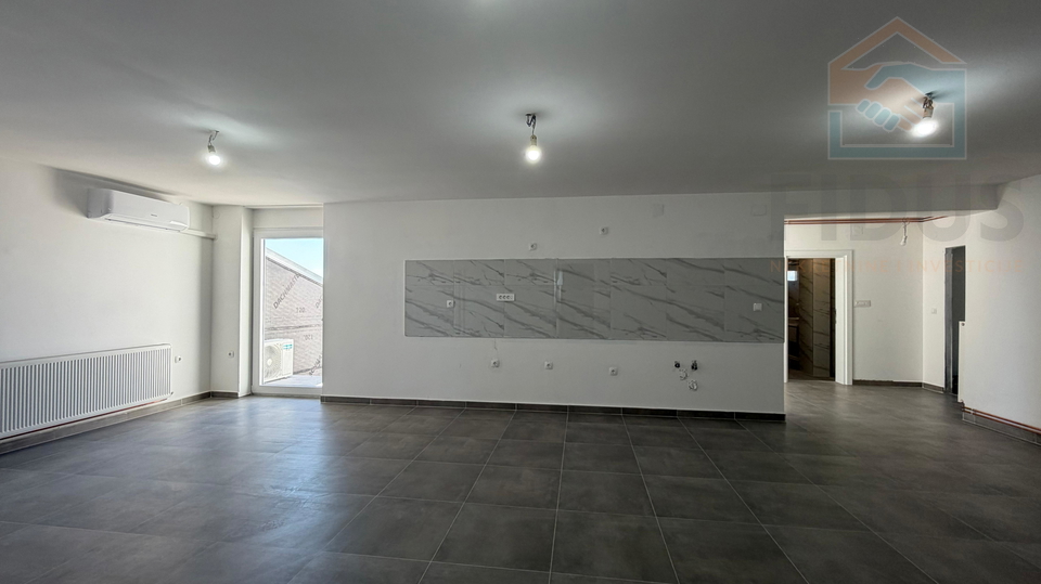 Apartment&comma; 107 m2&comma; For Sale&comma; Livana