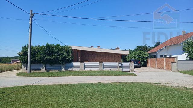 House, 154 m2, For Sale, Osijek - Briješće