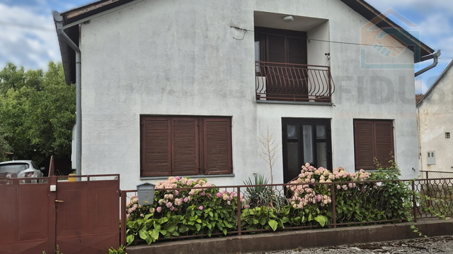 Haus, 185 m2, Verkauf, Čačinci