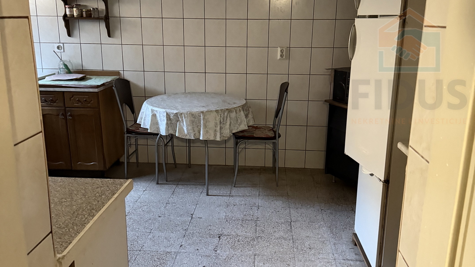 Haus&comma; 150 m2&comma; Verkauf&comma; Osijek - Retfala