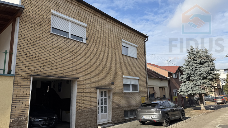 Haus&comma; 150 m2&comma; Verkauf&comma; Osijek - Retfala