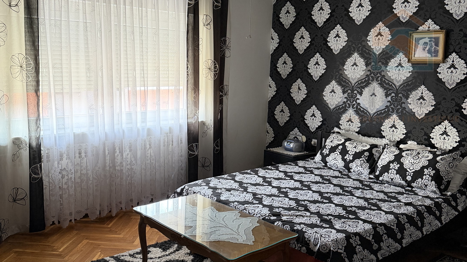 Haus&comma; 150 m2&comma; Verkauf&comma; Osijek - Retfala