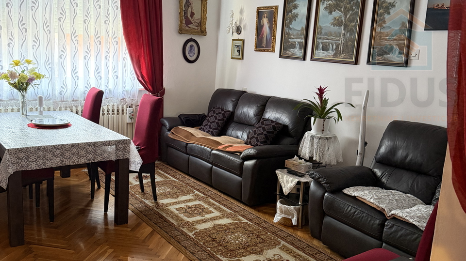 Haus&comma; 150 m2&comma; Verkauf&comma; Osijek - Retfala