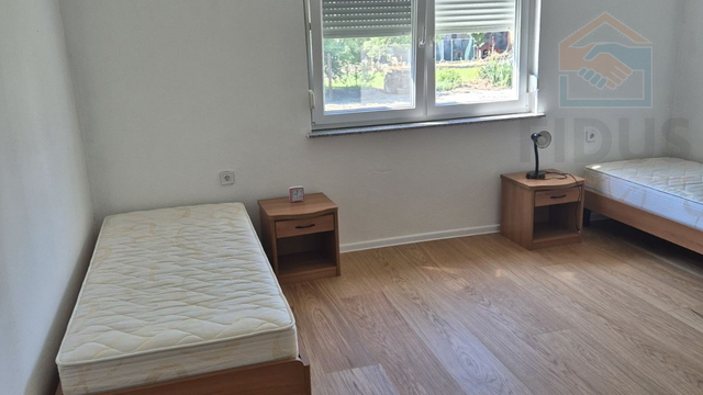 Haus, 111 m2, Vermietung, Čepin
