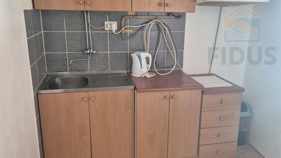 Haus, 111 m2, Vermietung, Čepin