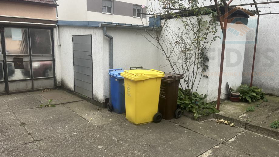 House&comma; 89 m2&comma; For Sale&comma; Osijek - Gornji grad