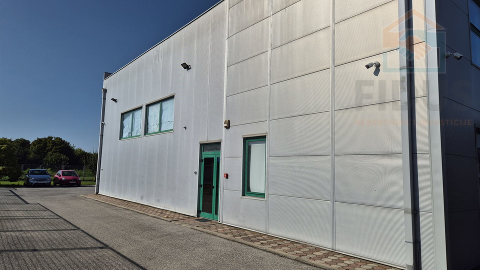 Geschäftsraum, 400 m2, Verkauf, Osijek - Zeleno polje