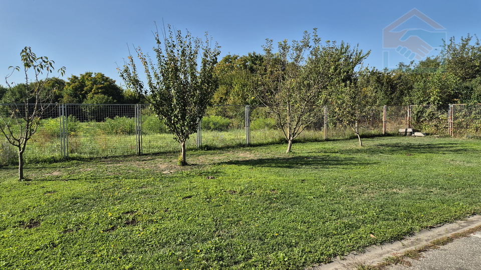 Geschäftsraum, 400 m2, Verkauf, Osijek - Zeleno polje