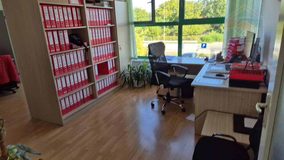 Geschäftsraum, 400 m2, Verkauf, Osijek - Zeleno polje