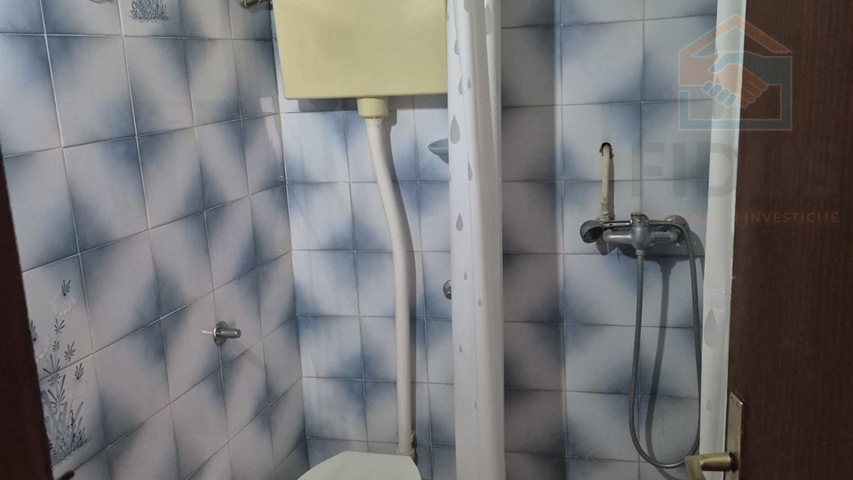 House, 171 m2, For Sale, Osijek - Gornji grad