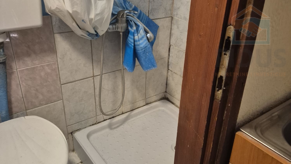 House, 171 m2, For Sale, Osijek - Gornji grad