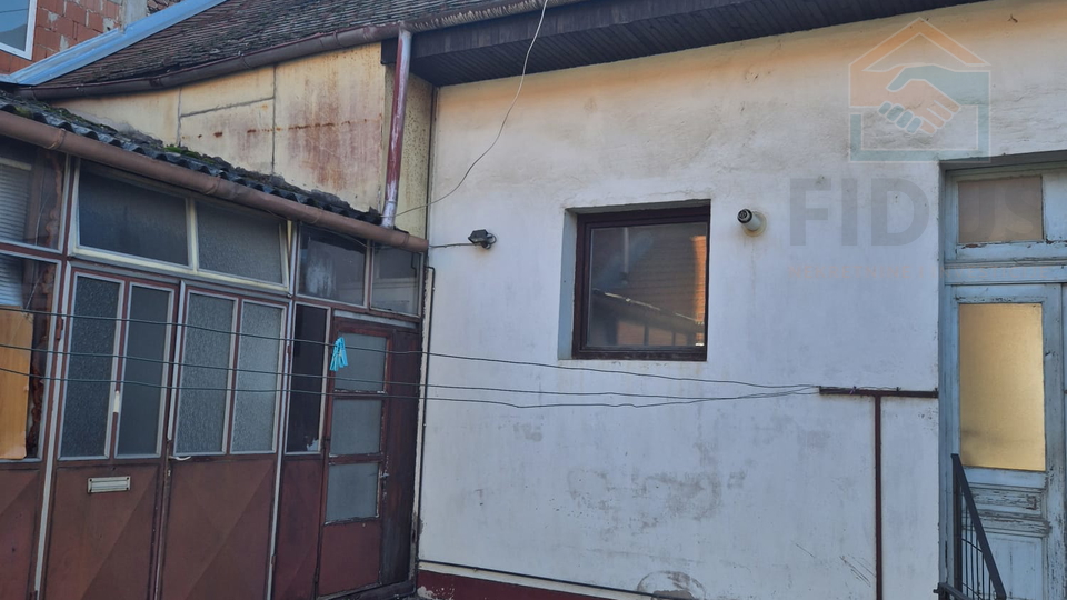 House, 171 m2, For Sale, Osijek - Gornji grad