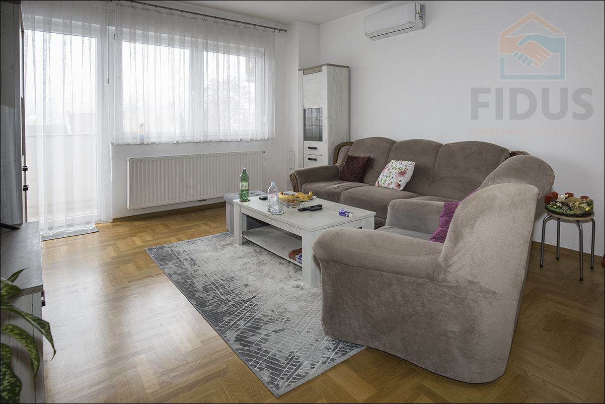 Najam stana 74 m2 - centar Osijeka