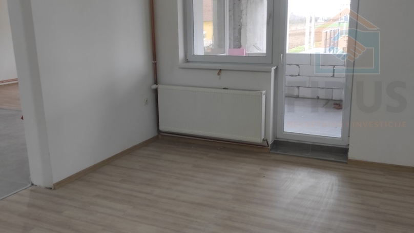 Trosoban stan - Livana