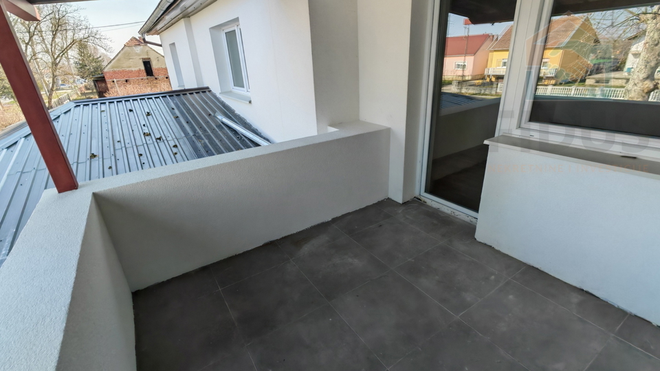 Trosoban stan - Livana