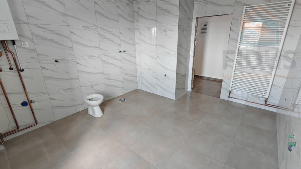 Trosoban stan - Livana