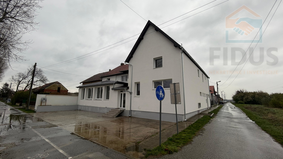 Apartment&comma; 107 m2&comma; For Sale&comma; Livana