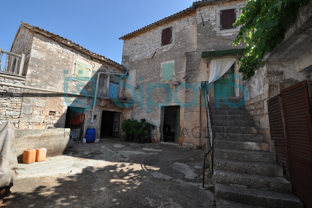 TINJAN STONE HOUSE FOR ADAPTATION