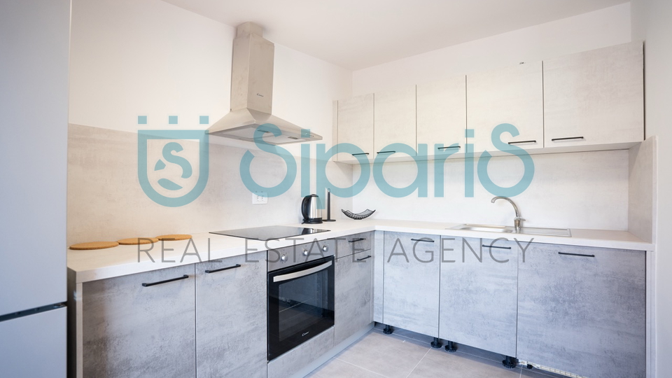 House&comma; 200 m2&comma; For Rent&comma; Savudrija