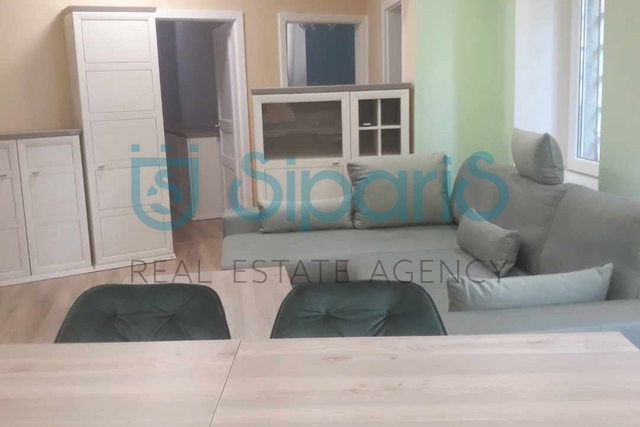 BUJE APARTMENT COMPLETELY RENOVATED APARTMENT IN THE CENTER OF THE CITY