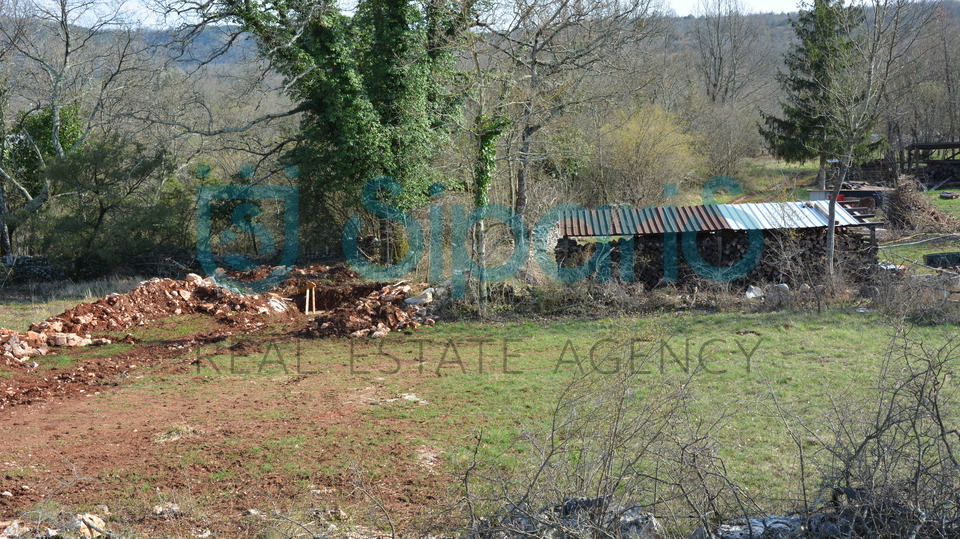 Building plot in Grožnjan surroundings