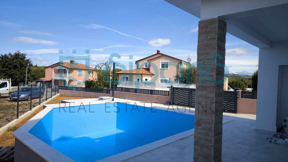 SURROUNDING HOUSES WITH SWIMMING POOL NEWLY CONSTRUCTED