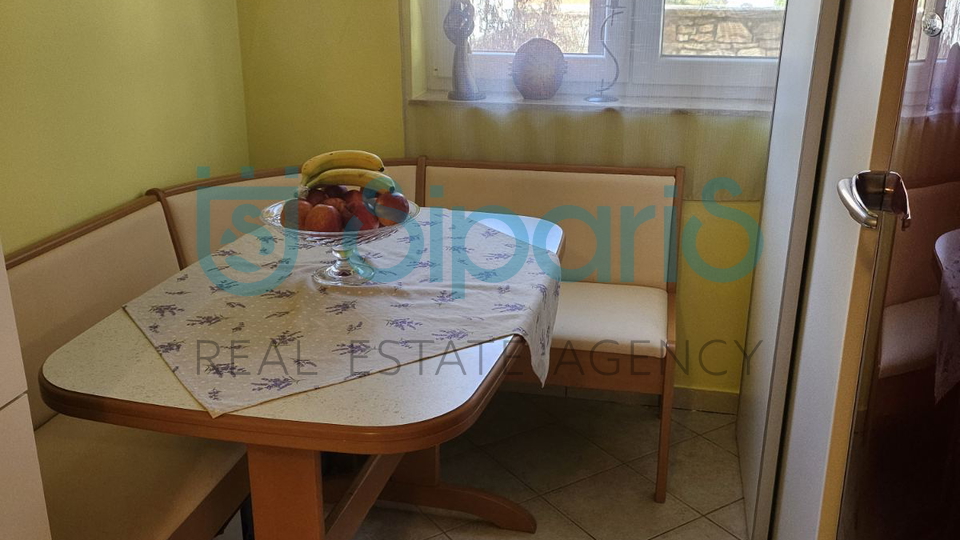 UMAG ZAMBRATIJA APARTMENT ON THE GROUND FLOOR 300 METERS FROM THE SEA