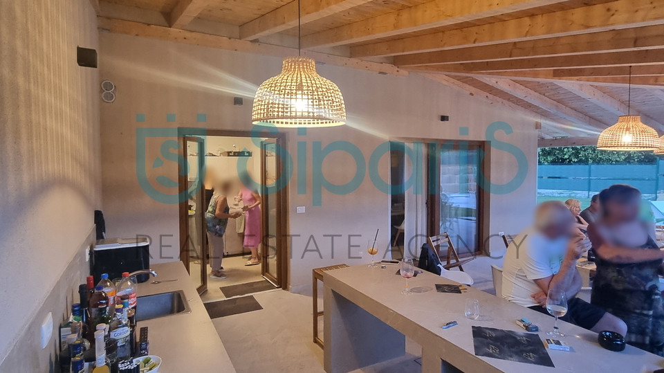 House&comma; 200 m2&comma; For Rent&comma; Savudrija