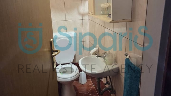 UMAG CENTAR 84M2 STAN