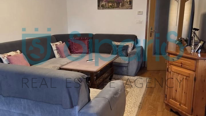 UMAG CENTAR 84M2 STAN