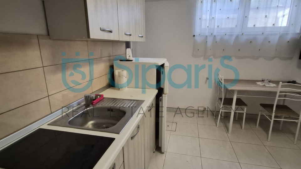 UMAG MURINE DVA STANA SA OKU&Cacute;NICOM I POGLEDOM NA MORE