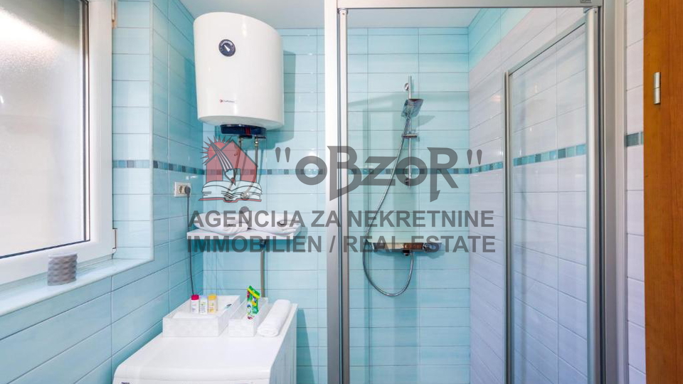 Zadar-POLUOTOK&comma; dvosoban namje&scaron;ten stan 43m2