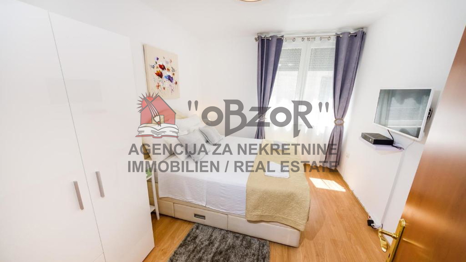 Zadar-POLUOTOK&comma; dvosoban namje&scaron;ten stan 43m2