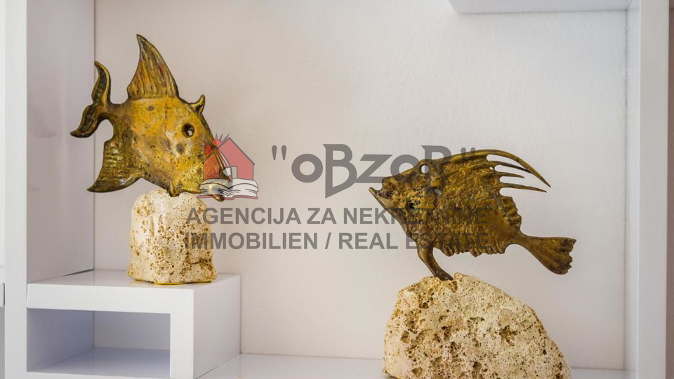 Zadar-POLUOTOK&comma; dvosoban namje&scaron;ten stan 43m2