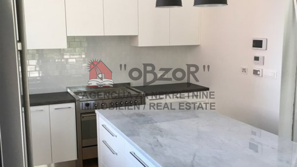 House, 220 m2, For Sale, Zadar - Višnjik