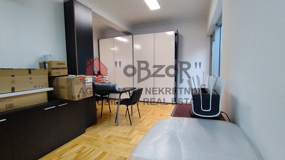 Commercial Property&comma; 114 m2&comma; For Sale&comma; Zadar - Vi&scaron;njik