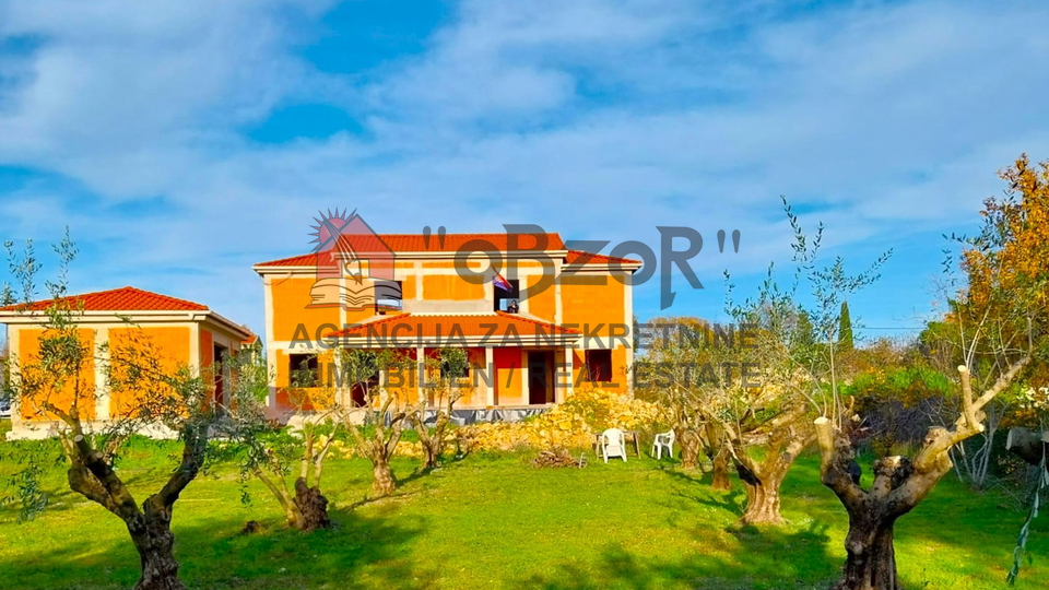 House, 204 m2, For Sale, Poličnik
