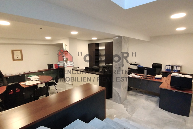 Commercial Property, 114 m2, For Sale, Zadar - Višnjik