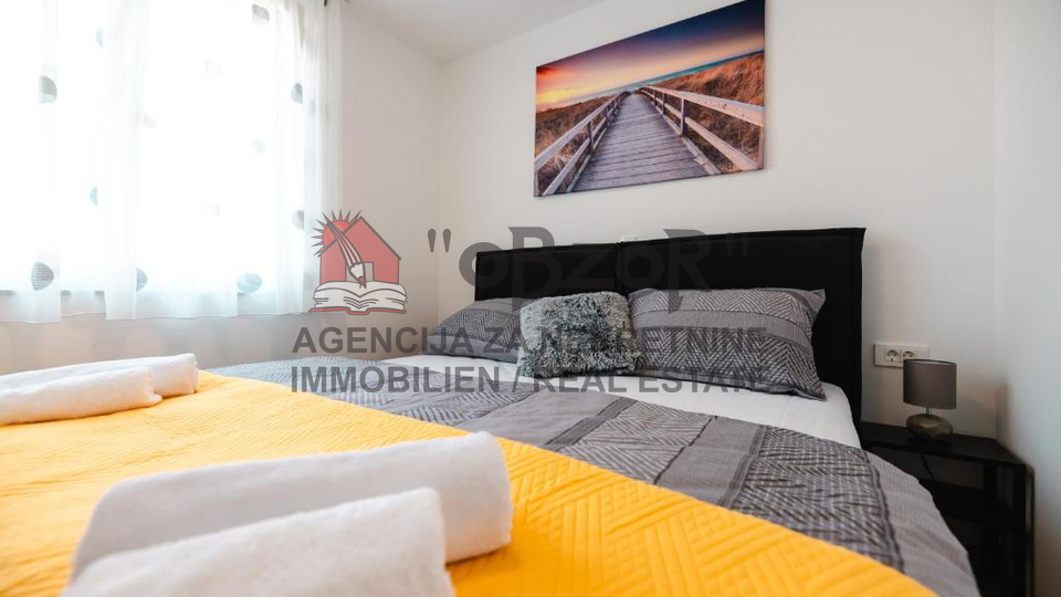 Zadar-BRANIMIROVA OBALA&comma; furnished three-room apartment 72m2