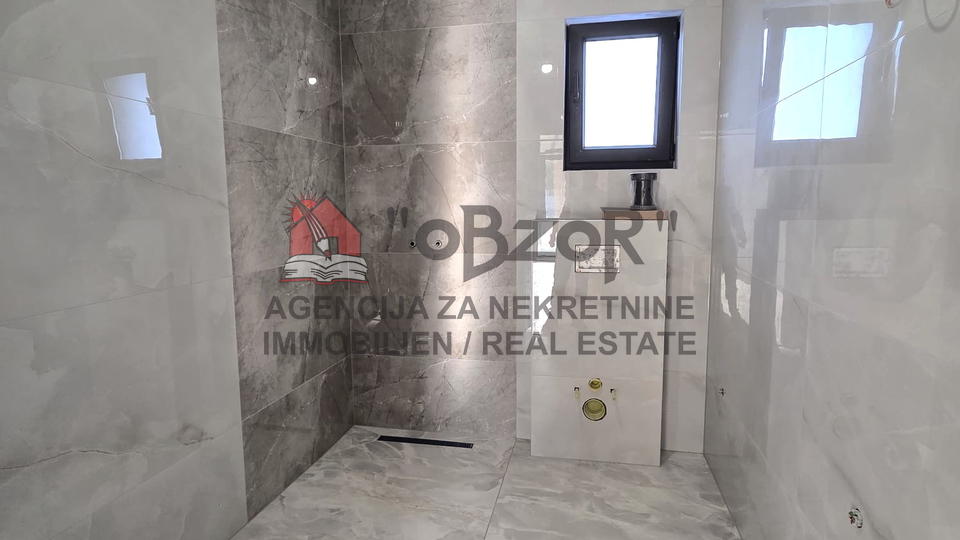 Hi&scaron;a&comma; 100 m2&comma; Prodaja&comma; Poli&ccaron;nik - Bri&scaron;evo