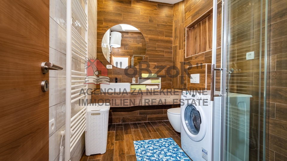 MASLENICA - m&ouml;blierte sechszimmerwohnung 130m&sup2; - 1&period; REIHE ZUM MEER