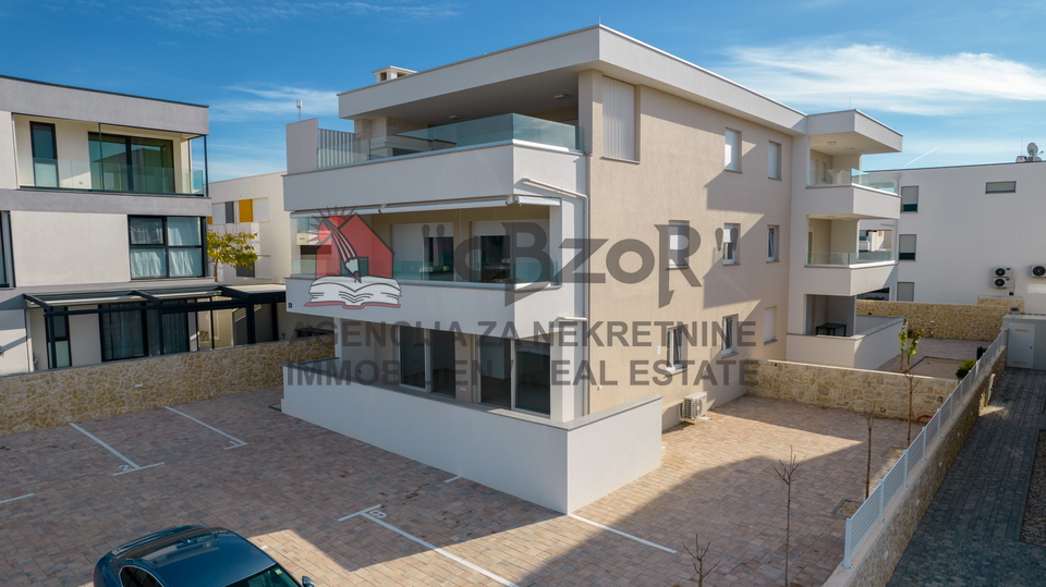NOVALJA-Wohnung mit zwei Schlafzimmern 99,43 m2 + Garten – NEUBAU