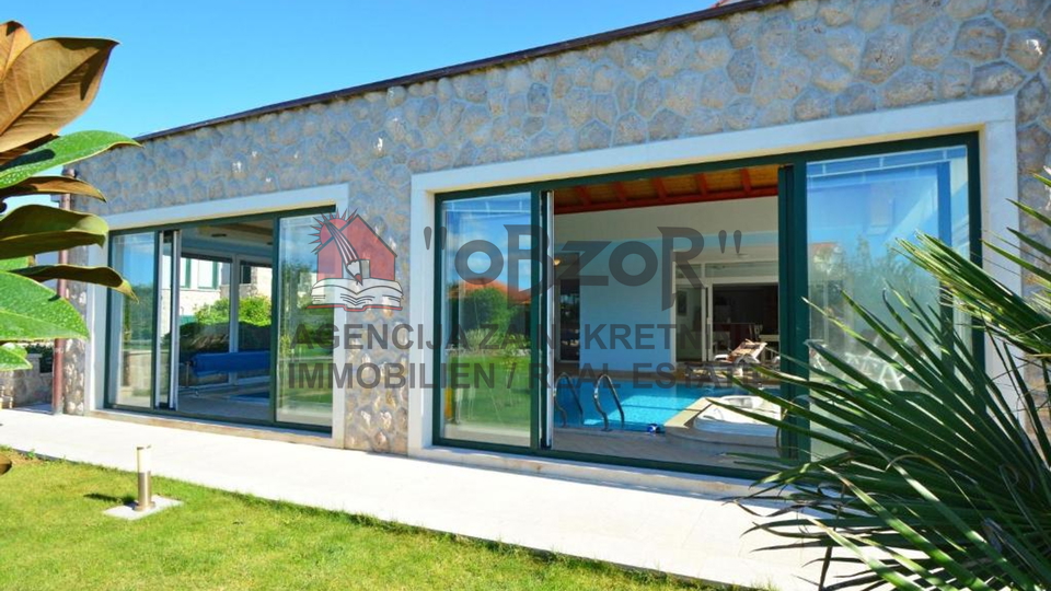 House, 488 m2, For Sale, Tisno - Betina